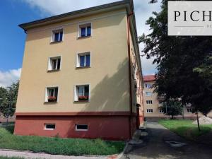 Prodej bytu 2+1, Ostrov, Masarykova, 64 m2