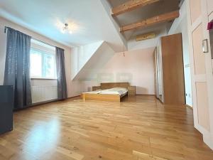 Pronájem bytu 1+kk, Praha - Libeň, Na stráži, 60 m2