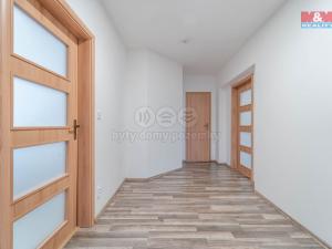 Prodej bytu 3+kk, Krupá, 93 m2