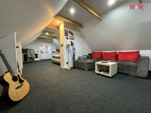 Prodej rodinného domu, Louny - Nečichy, 320 m2