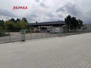 Pronájem pozemku pro komerční výstavbu, Mochov, 4000 m2