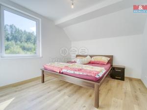 Prodej bytu 3+kk, Nekvasovy, 76 m2