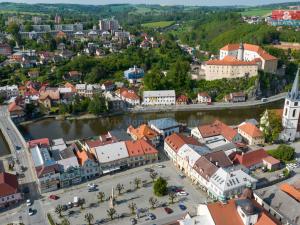 Prodej rodinného domu, Ledeč nad Sázavou, Husovo náměstí, 333 m2