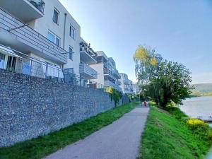 Pronájem bytu 1+kk, Beroun, V Zahradách, 32 m2