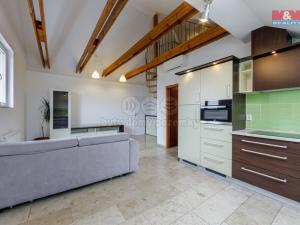 Prodej bytu 3+kk, Karlovy Vary - Stará Role, Husova, 70 m2