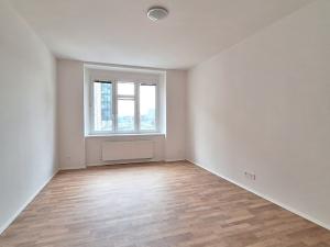 Pronájem bytu 2+kk, Praha - Holešovice, Malá Plynární, 49 m2