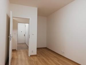 Pronájem bytu 2+1, Praha - Bubeneč, U zeměpisného ústavu, 46 m2