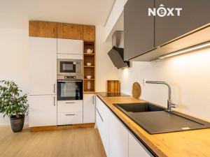 Prodej bytu 3+kk, České Budějovice, Nádražní, 81 m2