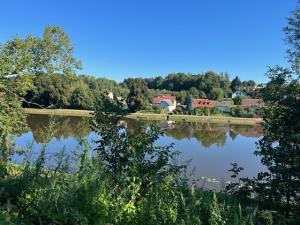 Prodej pozemku pro bydlení, Týn nad Vltavou, Nad Řekou, 1020 m2