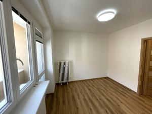 Prodej bytu 3+kk, Praha - Libeň, U svobodárny, 56 m2