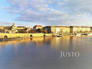 Pronájem bytu 1+kk, Praha - Smíchov, Hořejší nábřeží, 32 m2