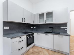 Prodej bytu 3+kk, Praha - Střešovice, Za Hládkovem, 72 m2