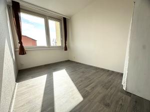 Pronájem bytu 2+kk, Praha - Horní Počernice, Běchorská, 35 m2