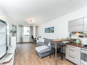 Pronájem bytu 2+kk, Praha - Střížkov, Makedonská, 50 m2