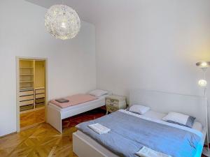 Pronájem bytu 3+1, Praha - Staré Město, Liliová, 80 m2