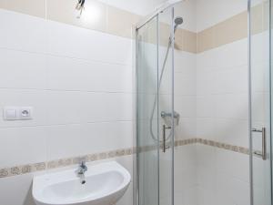 Pronájem bytu 1+kk, Praha - Horní Měcholupy, Hornoměcholupská, 33 m2