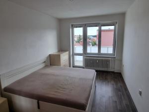 Pronájem bytu 3+kk, Břeclav, Fintajslova, 58 m2