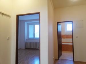 Pronájem bytu 2+kk, Praha - Strašnice, Černokostelecká, 56 m2