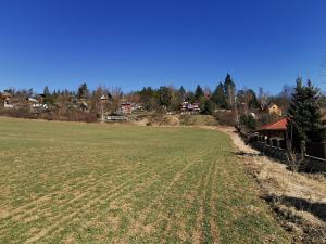 Prodej pole, Březina, 1200 m2