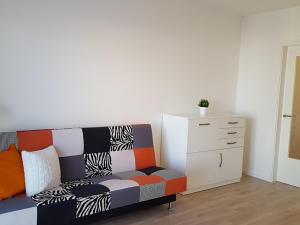 Pronájem bytu 1+kk, Praha - Libeň, Novovysočanská, 25 m2