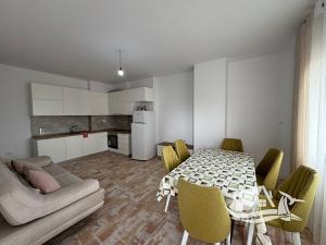 Prodej bytu 2+kk, Apartament 1+1 Plazh Durrës, Albánie