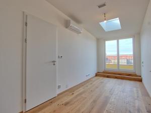 Prodej bytu 3+kk, Praha - Karlín, Pernerova, 86 m2