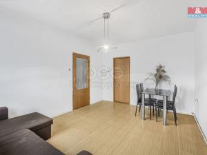 Prodej rodinného domu, Velim, 240 m2