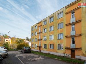 Prodej bytu 2+1, Luby, Tovární, 62 m2