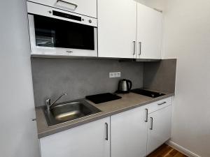 Prodej bytu 1+kk, Praha - Vinohrady, Varšavská, 26 m2