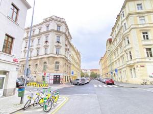 Pronájem obchodního prostoru, Praha - Nusle, Čestmírova, 69 m2