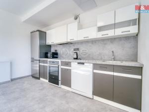 Pronájem bytu 3+kk, Praha, Donovalská, 54 m2