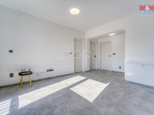 Pronájem bytu 3+kk, Praha, Donovalská, 54 m2