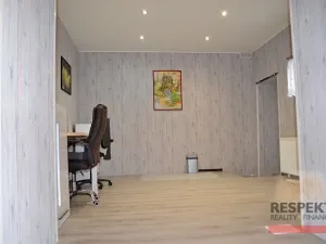 Prodej bytu 3+1, Kamenné Žehrovice, Karlovarská třída, 80 m2