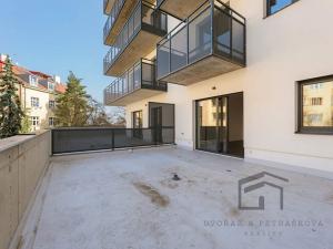 Prodej bytu 2+kk, Praha - Vysočany, Spojovací, 49 m2