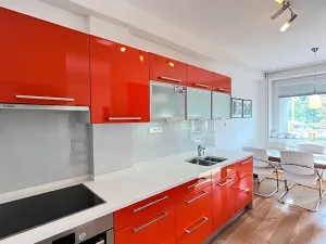 Prodej bytu 3+kk, Praha - Vokovice, Ke dvoru, 80 m2