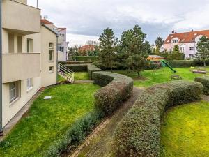 Pronájem bytu 2+kk, Praha - Šeberov, K Hrnčířům, 75 m2