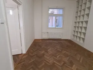 Pronájem kanceláře, Praha - Staré Město, Celetná, 90 m2