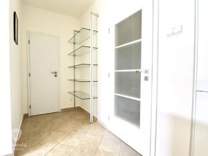 Pronájem bytu 2+kk, Praha - Bubeneč, Rooseveltova, 55 m2