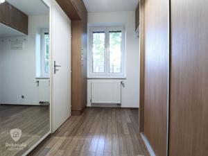 Pronájem bytu 1+kk, Praha - Kbely, Železnobrodská, 40 m2