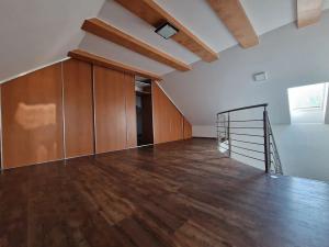 Prodej podílu rodinného domu, Svinošice, 260 m2