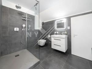 Prodej rodinného domu, Lešany, 230 m2