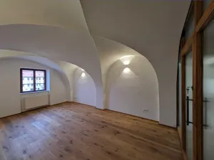 Pronájem bytu 2+1, Jihlava, Masarykovo náměstí, 60 m2