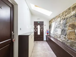 Prodej bytu 2+kk, Líšnice, Spálený Mlýn, 36 m2