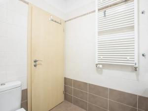 Pronájem bytu 2+kk, Praha - Hostavice, U Hostavického potoka, 51 m2