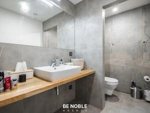 Prodej komerční nemovitosti, Praha - Dejvice, Kolejní, 89 m2