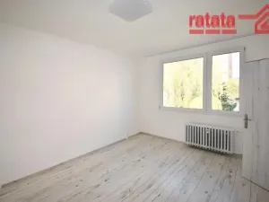 Pronájem bytu 2+1, Chomutov, Kundratická, 60 m2