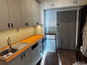 Pronájem bytu 1+kk, Praha - Vršovice, 28. pluku, 32 m2