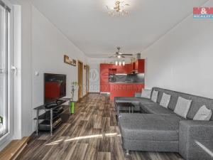 Prodej bytu 2+kk, Praha - Prosek, Kytlická, 52 m2