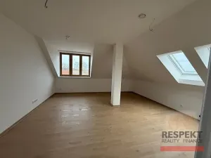 Prodej bytu 2+kk, Řevničov, Karlovarská, 74 m2