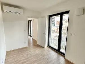 Pronájem bytu 2+kk, Brno, Bratislavská, 54 m2